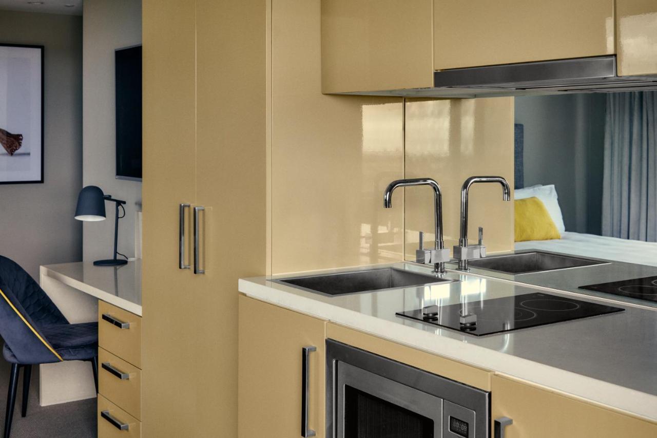Hotel The Kinson Melbourne City Exterior foto A kitchen at the University of Melbourne